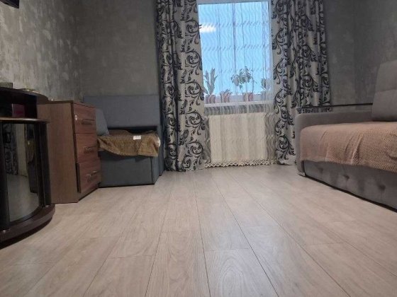 РОЗСОШЕНЦІ, Джерельна 3, 1к. Від ВЛАСНИКА.095-271-79-24 після 18.00 Полтава
