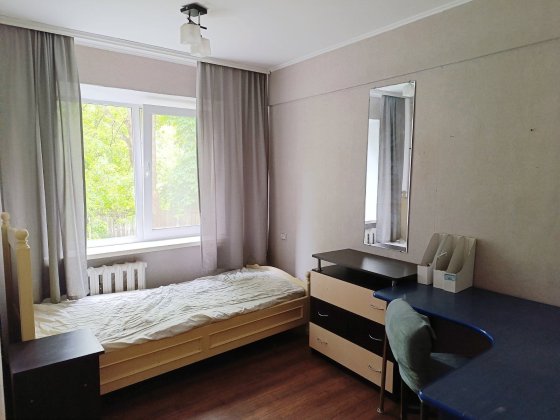 3к в хорошому стані не кутова, усе залишається. Є хороший торг! 44382 Хмельницкий