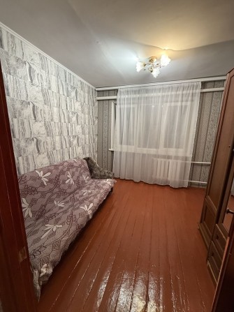 Терміновий продаж кімнати Відінська.Меблі техніка лишається. - фото 1