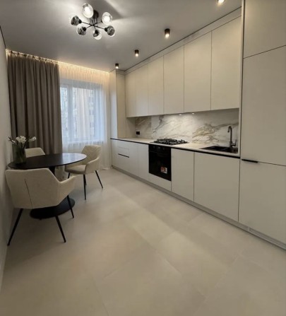 Продаж чудовоі, затишноі квартири - фото 1