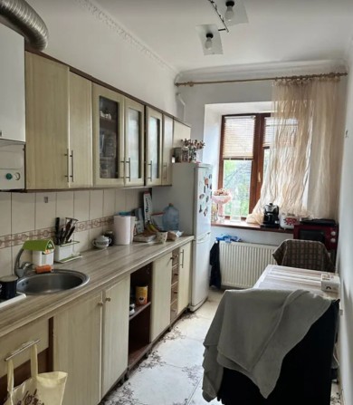 Продаж 3к квартири 72 кв. м на вул. Академіка Студинського - фото 1