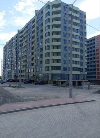 Продаж сирої 1-кімнатної квартири - фото 1