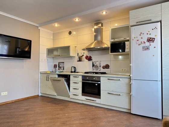 Продам 3ком 5школа новострой Полтава