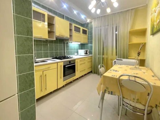 √ 3 кімнатна квартира для ЩАСЛИВОЇ родини Рівне