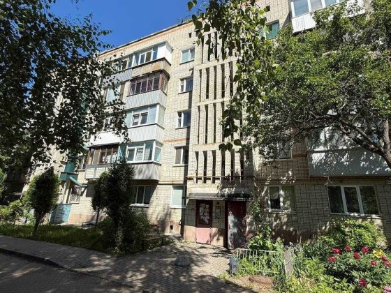 Продаж 4-кімнатної квартири вул. Лихвинська Стінка Суми