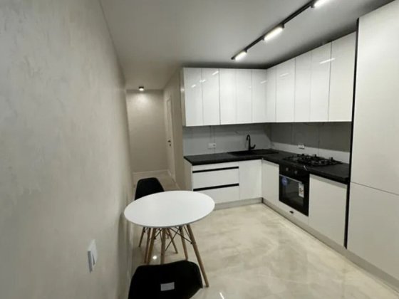 Продаж 1к квартири 34 кв. м на вул. Смакули
