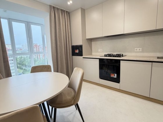 Продаж дизайнерськоі 1,5 км квартири р-н Бам Тернополь