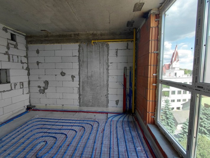 Продається простора 2 кім квартира 70 м.кв, Східний - фото 1
