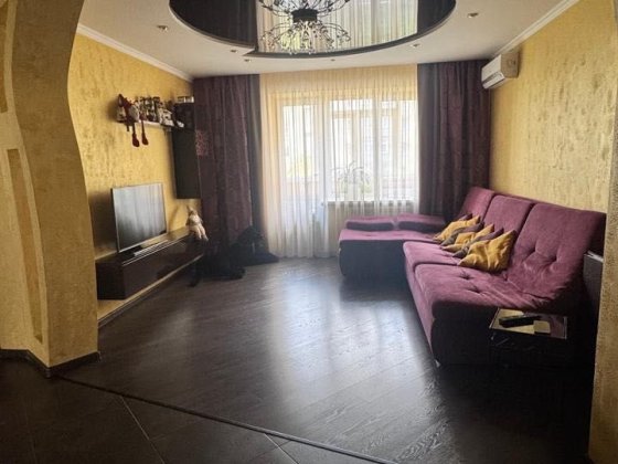 Продаж 3к квартири 73 кв. м на вул. Герасима Кондратьєва 129. Бонус – користування дачною ділянкою з Суми