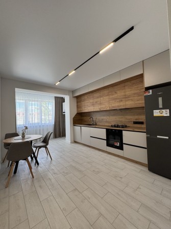 Продам 1 кімнатну квартиру в новобудові - фото 1