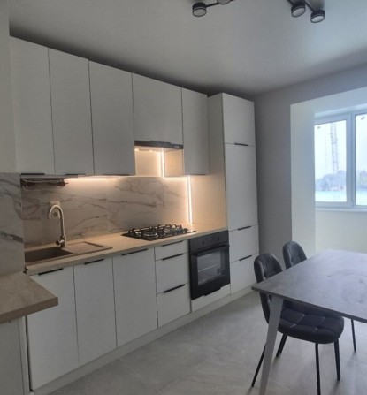 Продаж 1к квартири 41.3 кв. м на вул. Микулинецька - фото 1