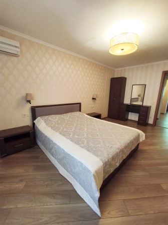 В ПРОДАЖІ 3-кімн в НОВОБУДОВІ з НОВИМ ремонтом, меблі і техніка - фото 1