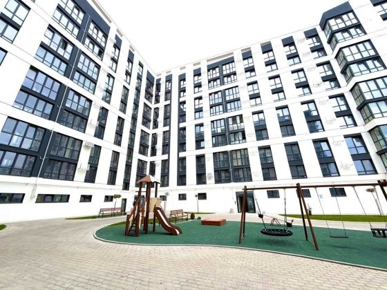Продам 2 км квартиру в новобудові район Автовокзалу Ровно