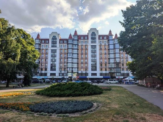 2-кімнатна квартира, новобудова, Центр Полтава