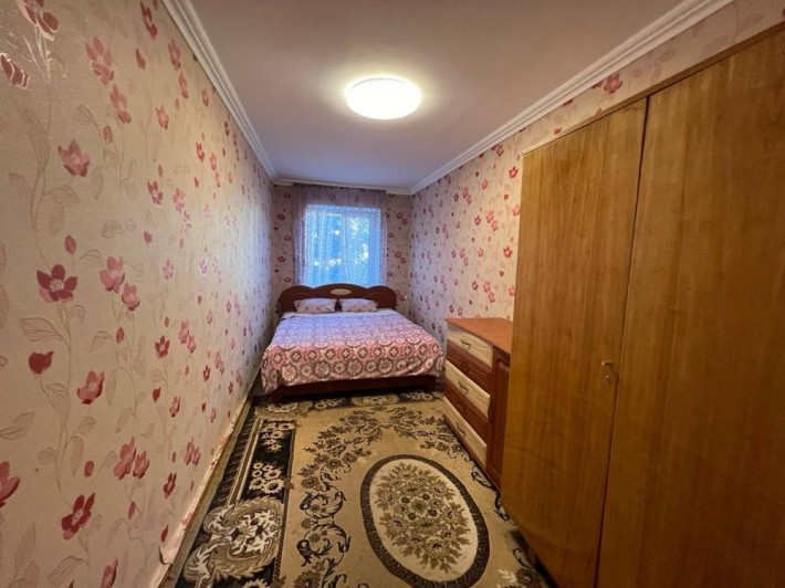Продам 3-х кімнатну квартиру - фото 1