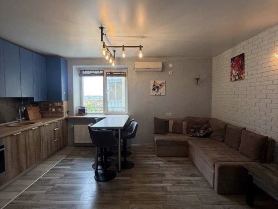 Продам 3ком Садах 2 новострой Полтава