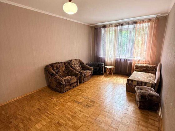Продаж. 2-кімнатна квартира Пивзавод 54.3 м² 54 500$ 2 поверх цегляний будинок, окремі кімнати, прав Ровно