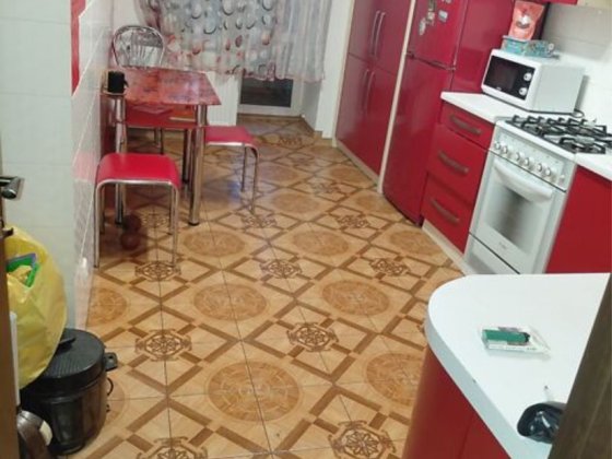 Продаж 2 кім пр. Бандери поруч парку Тернополь