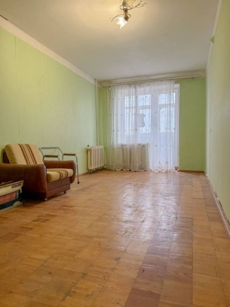 Продам 3 кімнатну квартиру на Покровському. Можна під Державні програми - фото 1