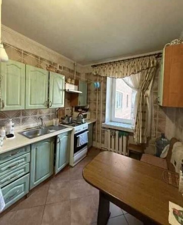 Продаж  3-кімнатної квартири. 70м2. Цегляний будинок.  Окремі кімнати - фото 1