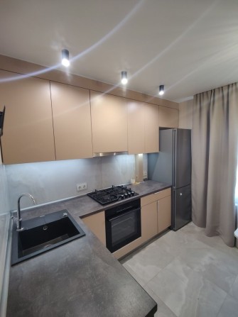 Продаж 2-кімнатної квартири - фото 1
