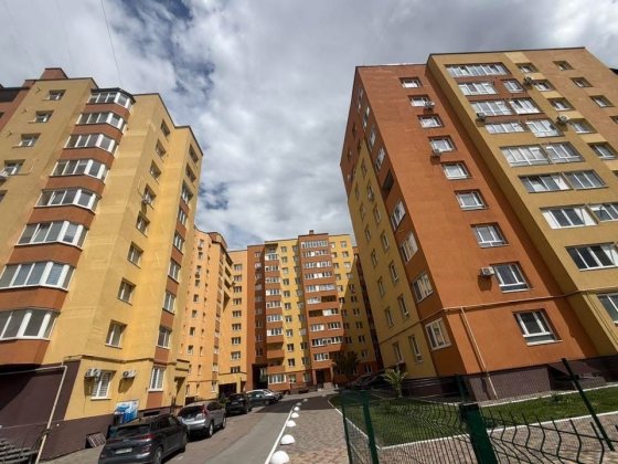 ПРОДАЖ 2 кім квартири, просп.Злуки Тернополь