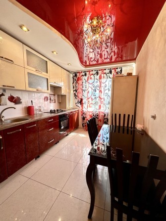 Продам квартиру в центрі міста - фото 1