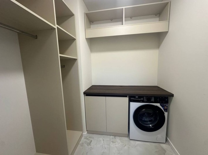 Продам  1-кімнатну  квартиру 44 м2 з ремонтом. вигляд на каштани.  м. Рівне ЖК «Статус» - фото 1