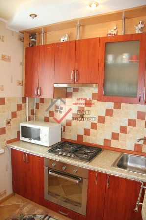 2к квартира, роздільне пл, 3 пов, цегла! - фото 1