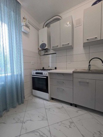 Продаж  укомплектованої 2 кім. кварири (можливий продаж за державними програмами). - фото 1