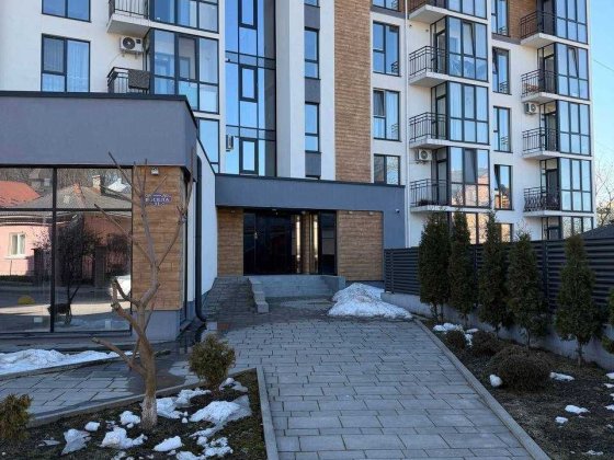 Продаж Елітної  2-к квартира-студія з терасою біля парку | Закрита територія, 2-й поверх Тернополь