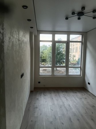 Продам 1-кімнатну квартиру-студію в Ужгороді - фото 1