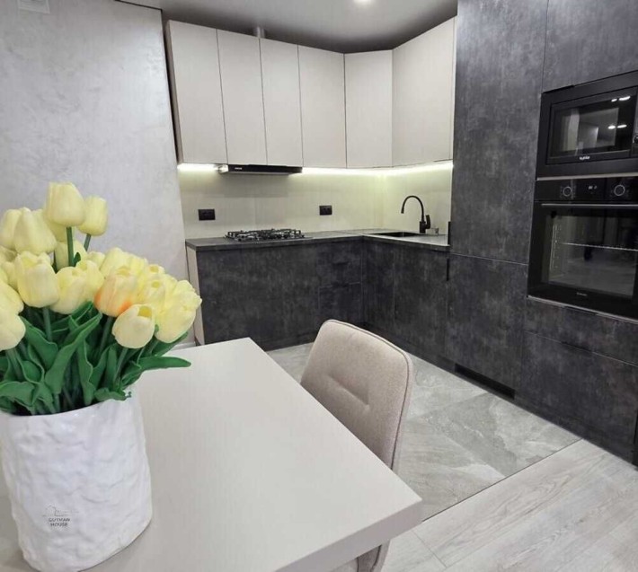 Продаж 2кім. квартири на Бамі - фото 1