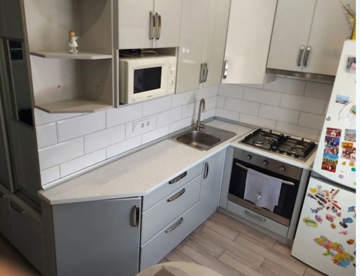 Продам 1-кімнатну З РЕМОНТОМ, МЕБЛЯМИ, ТЕХІНКОЮ, вул. Хотинська 49Б (поруч Епіцентр, АТБ та Калинівс - фото 1