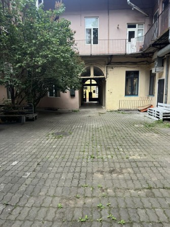 Продається квартира в самому центрі міста - фото 1
