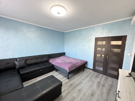 Продаж 1-кімнатної квартири в центрі Чернівців - вул. Буковинська Чернівці