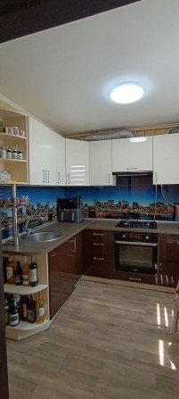 Продаж квартири в  центрі міста, по вул. Благовісна,174. - фото 1