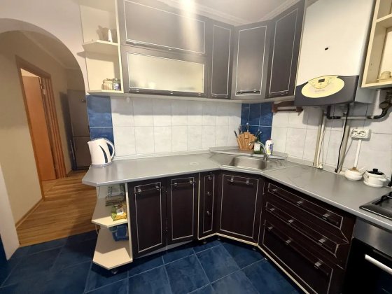 Продаж 1кім квартири в Ужгороді.