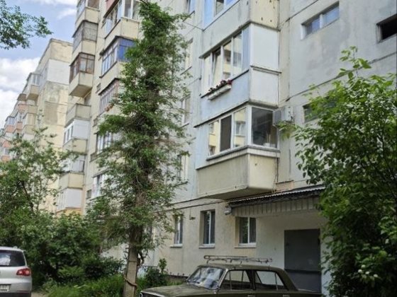 Продаж трикімнатноі квартири , р-н Фастівськоі Чернівці