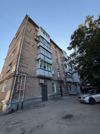 Терміновий продаж двокімнатної квартири, під ремонт, район ЖД вокзалу. Лише готівка - фото 1