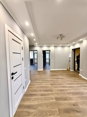 Простора квартира з євроремонтом та великою терасою 20 м² - фото 1