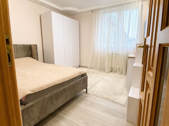 3 кімнатна квартира, вул. Минайська, газове опалення