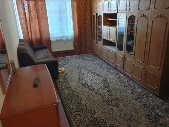 Продам квартиру однокімнатну поруч  Пожежна Академія Черкаси
