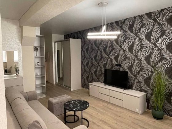 Продаж 1-кім квартири з ремонтом Гагаріна