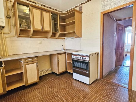 КЛАСНА 2 кім.кв з АВТОНОМКОЮ та з видом на ДНІПРО Черкассы