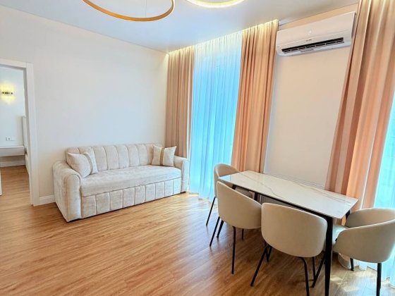 1,5 кімн квартира 44 м² 3 поверх, нова гардеробна, тепла підлога, 2 ліфти  закритий ЖК Квадрат подат