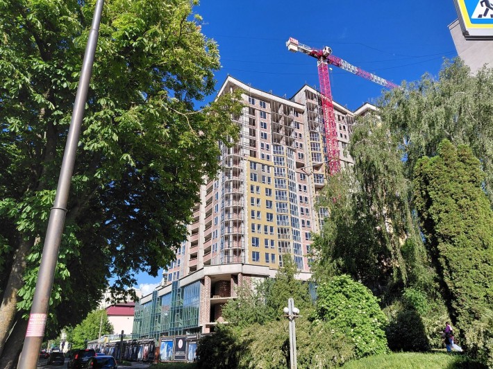 Продається кввртира 91 м.кв у центрі Тернополя - фото 1