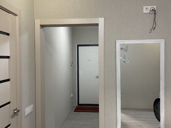 Квартира з новим ремонтом, в пішій доступності Епіцентр та Голлівуд Чернигов