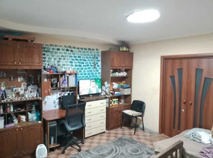 ПРОДАЮ 3кім.Кв.80м2 ЦЕНТР/Ринок. Окремі кімнати. Цегла Є балкон.М/п - фото 1