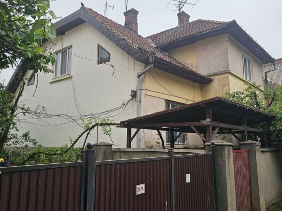 Продаж  квартири  в будинку  Чернівці Чернівці